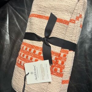 Heart & Hand with Magnolia Orange and Cream Cotton Throw